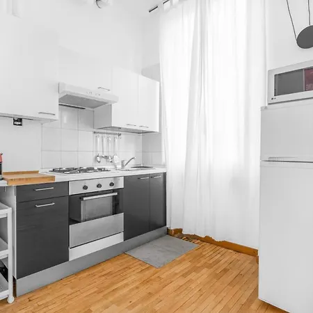 Duomo 7 Minuti Exclusive Vercelli Διαμέρισμα *